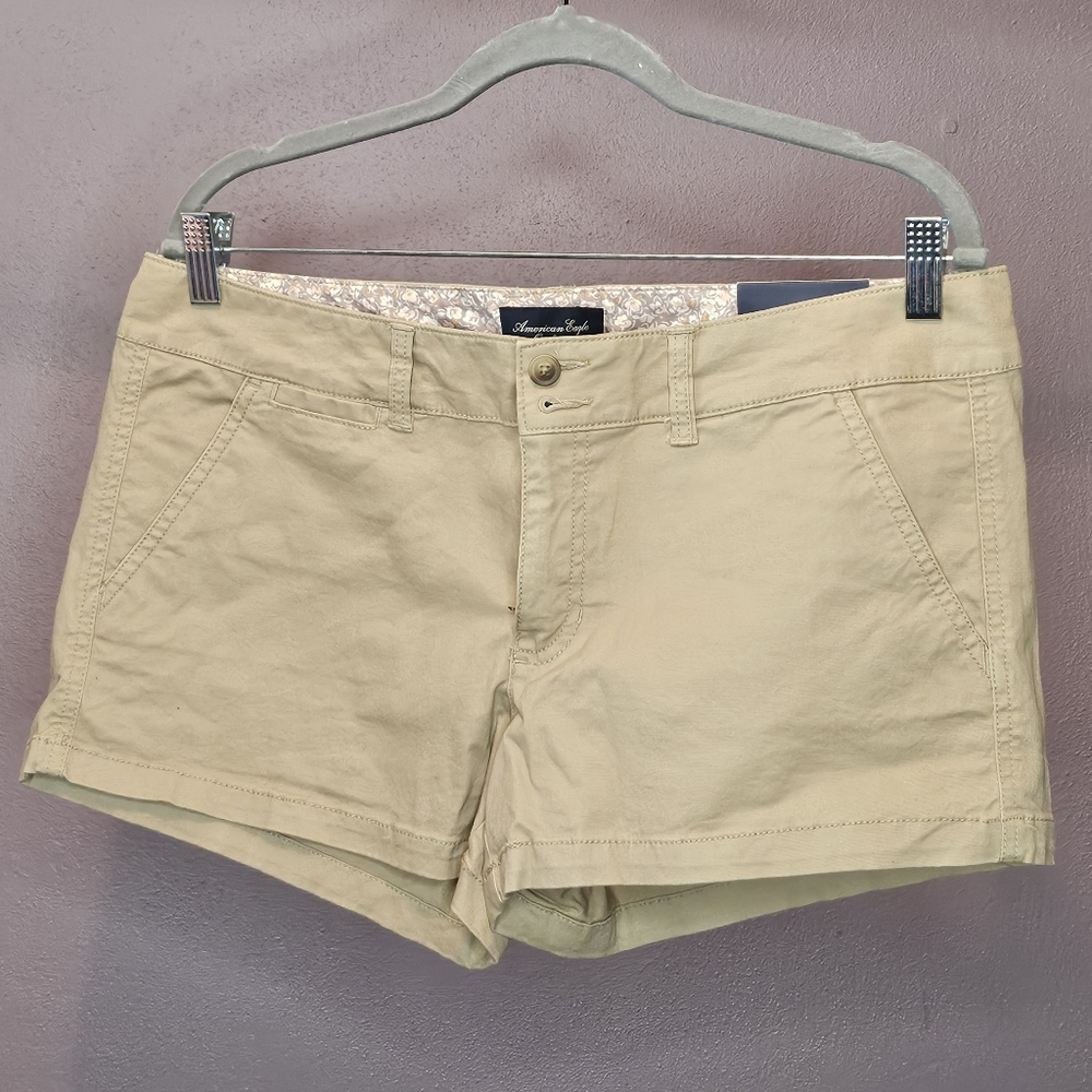 American Eagle Outfitters Women's Tan Shorts